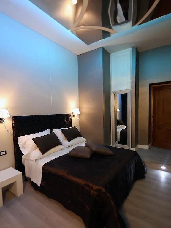 Piccolo Di Piazza Di Spagna Suites Rome