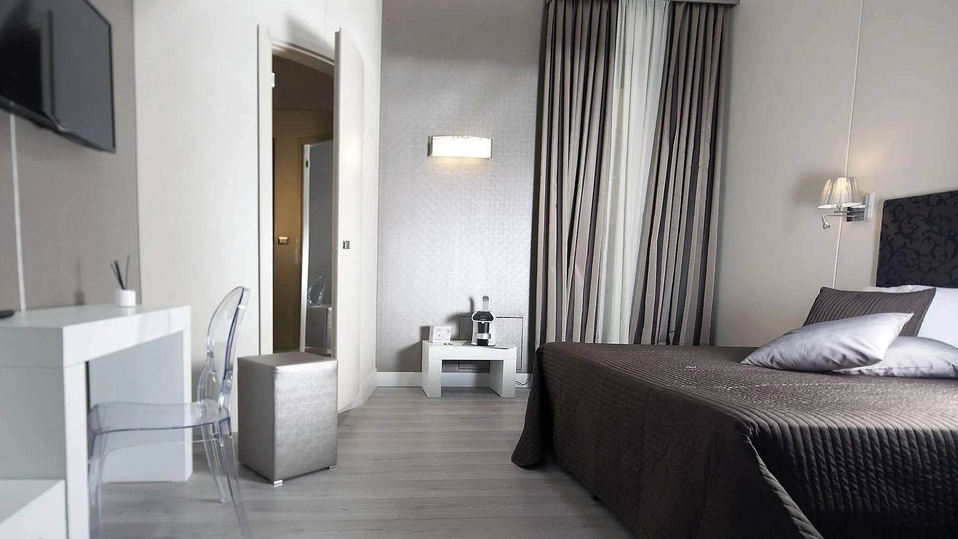 Guest house Piccolo Di Piazza Di Spagna Suites Rome