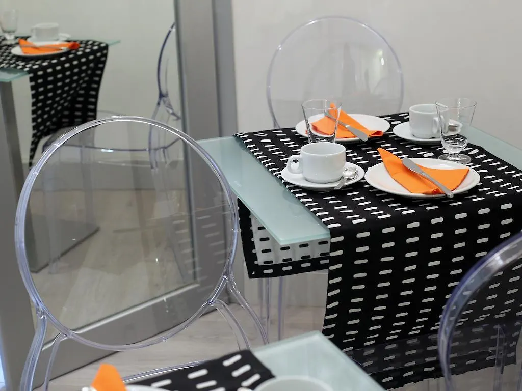 Piccolo Di Piazza Di Spagna Suites Rom Gasthof